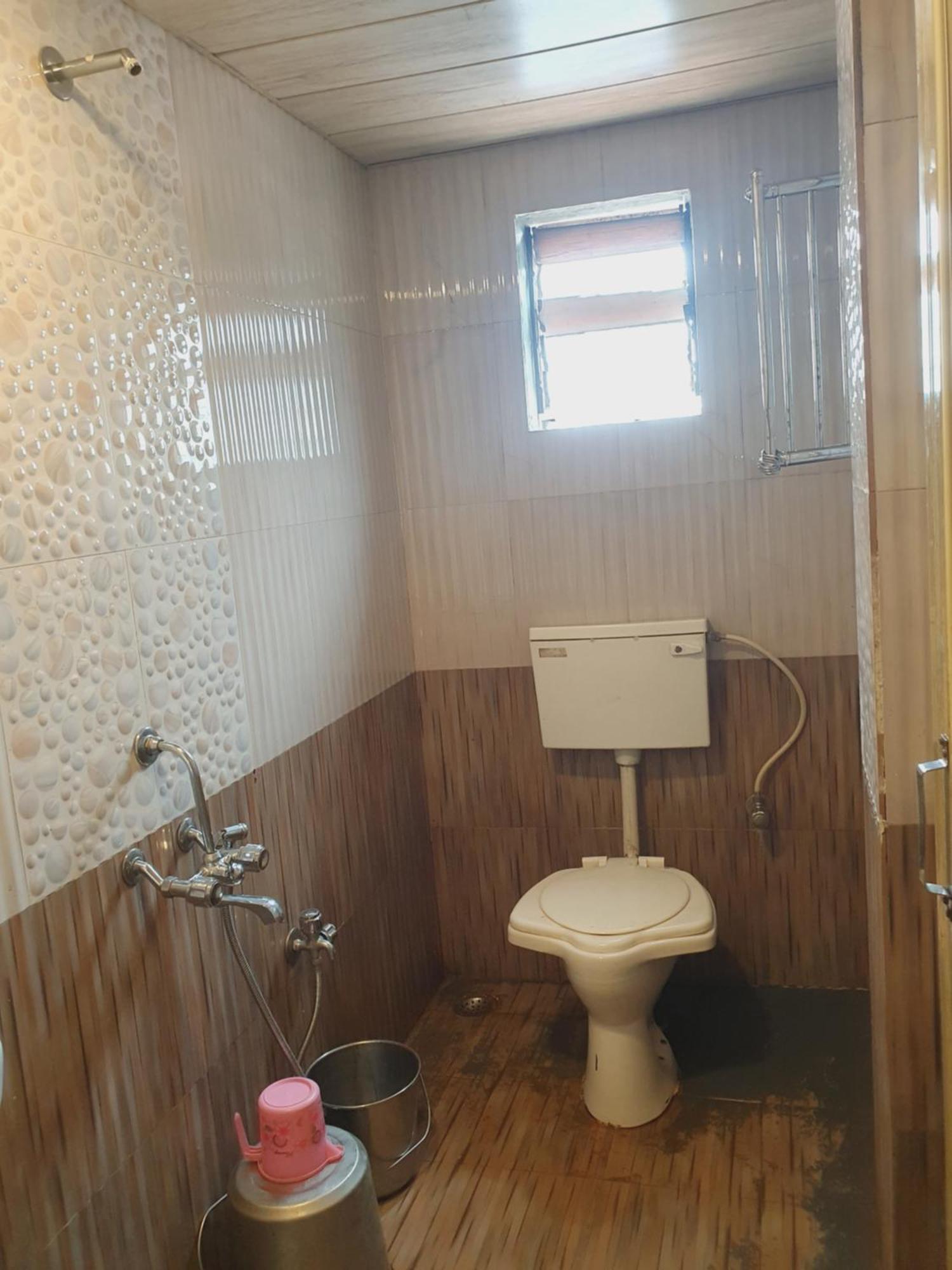 Hiral Residency Hotel Matheran Kültér fotó